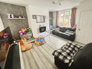 Lounge- click for photo gallery